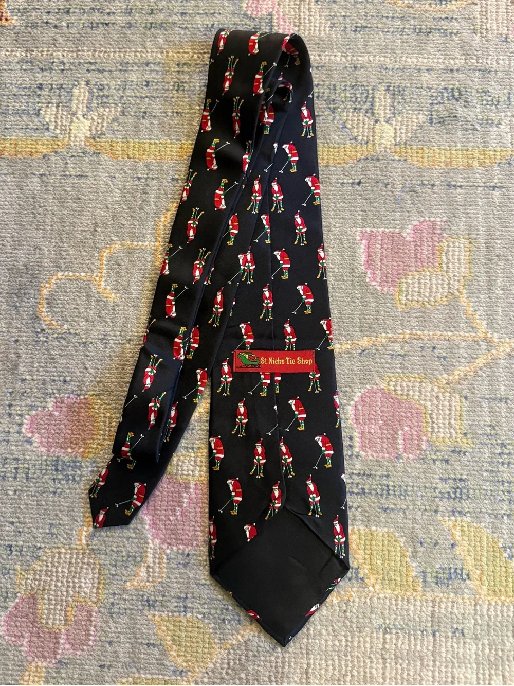 St Nick’s Tie‎ Shop Golfing Santa Christmas Black Red Holiday Golf Necktie